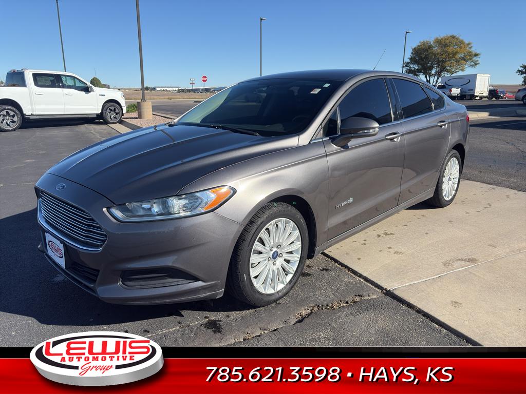 2014 Ford Fusion SE Hybrid photo 2