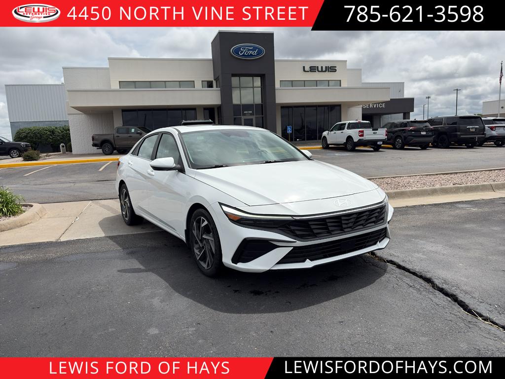 2024 Hyundai Elantra 2.0 SEL IVT's photo