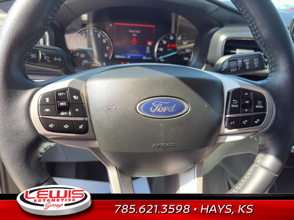 2023 Ford Explorer Limited photo 3