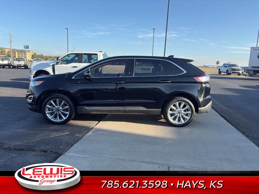 2017 Ford Edge Titanium photo 4