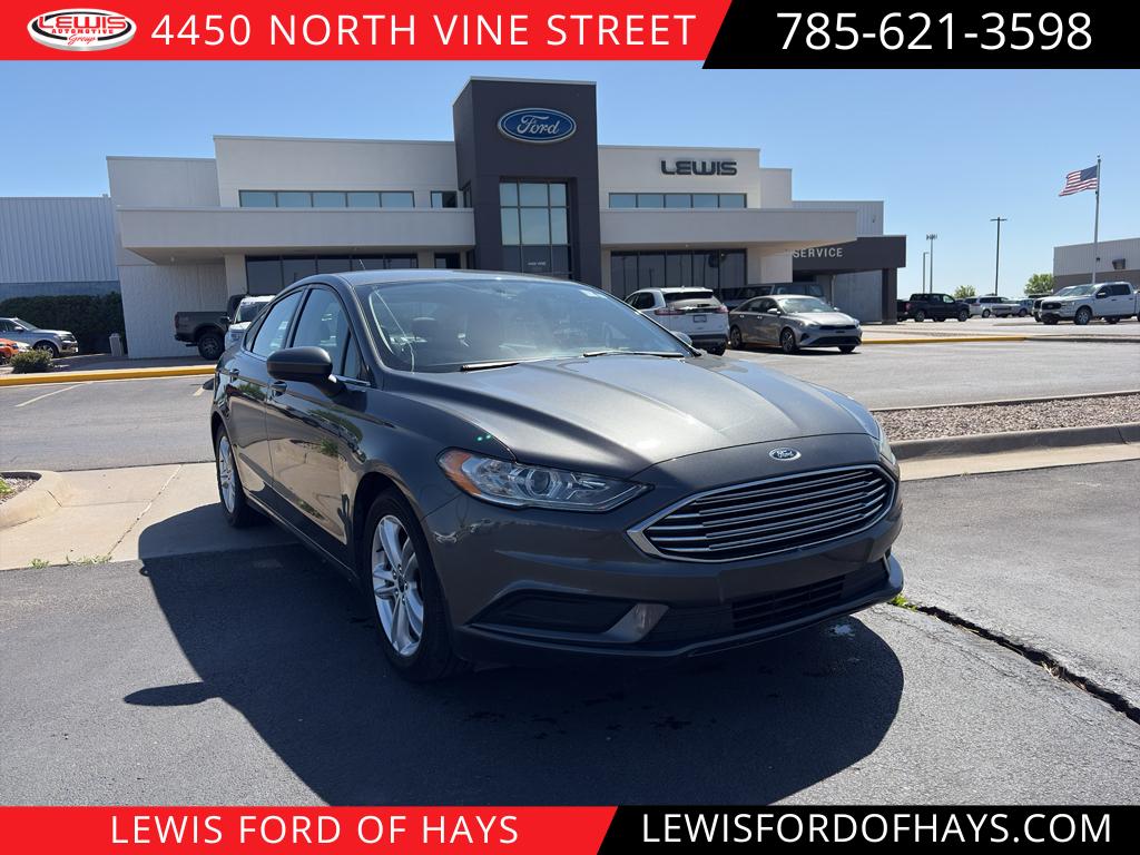 2018 Ford Fusion SE FWD's photo