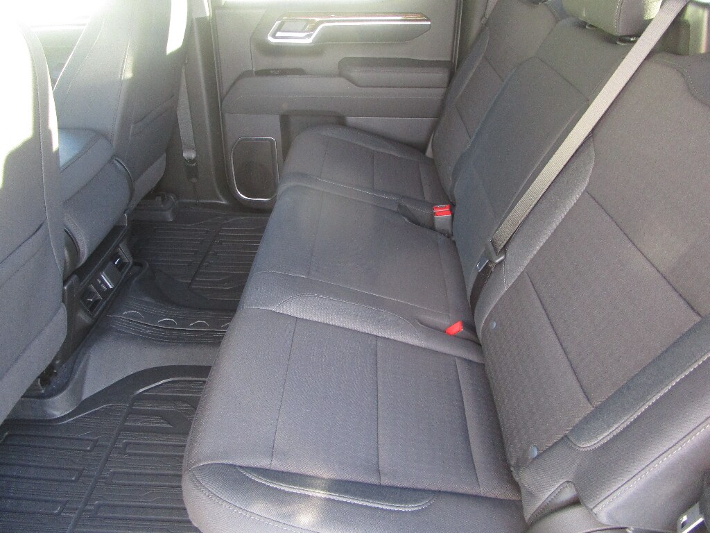 2026 GMC Sierra 1500 SLE - Photo 6