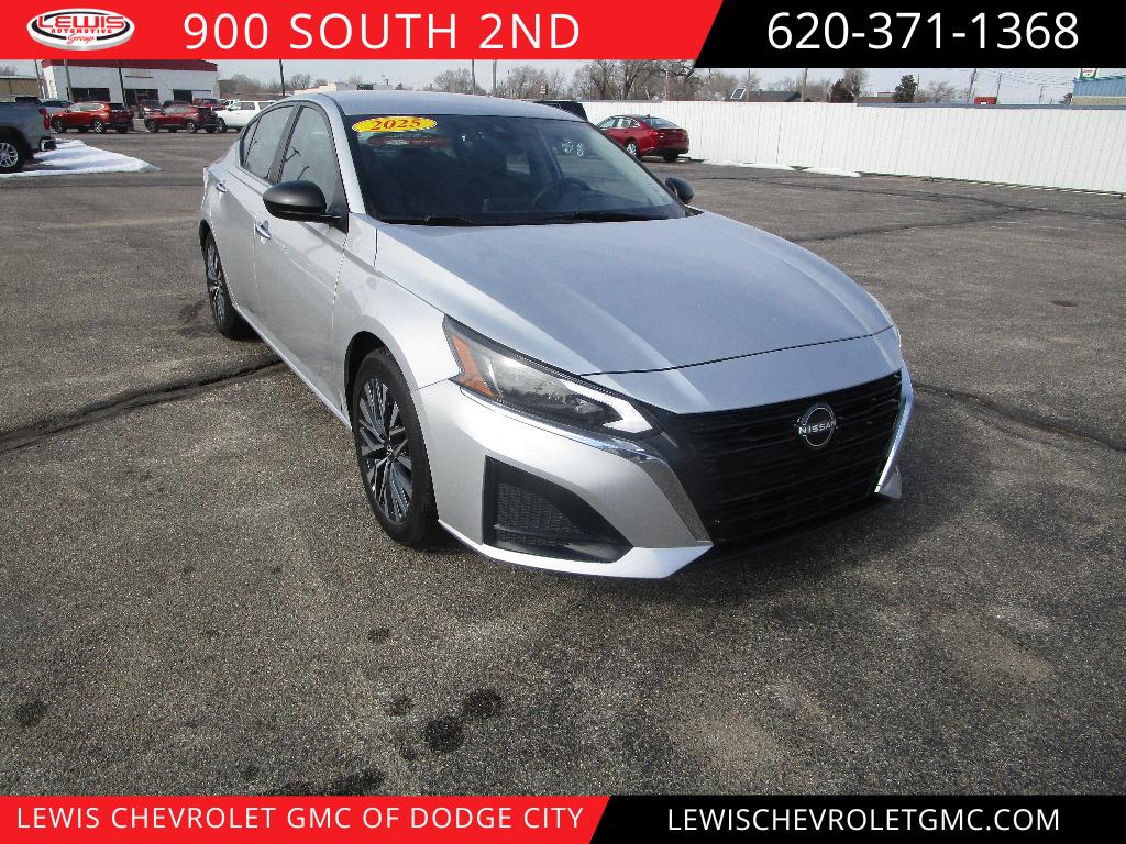 2025 Nissan Altima SV