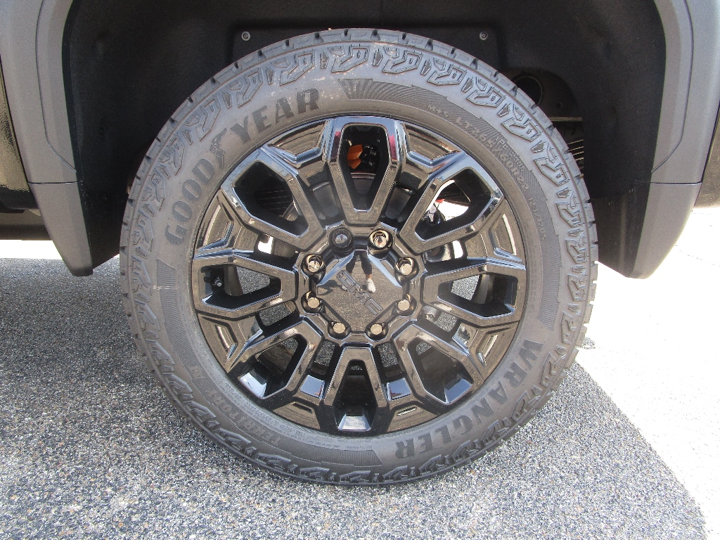 2026 GMC Sierra 2500HD Denali Ultimate - Photo 17