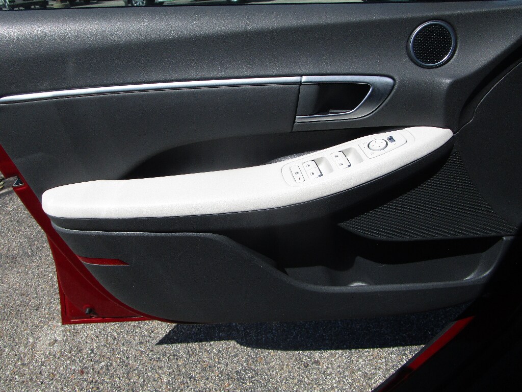 Used 2025 Hyundai Sonata SEL