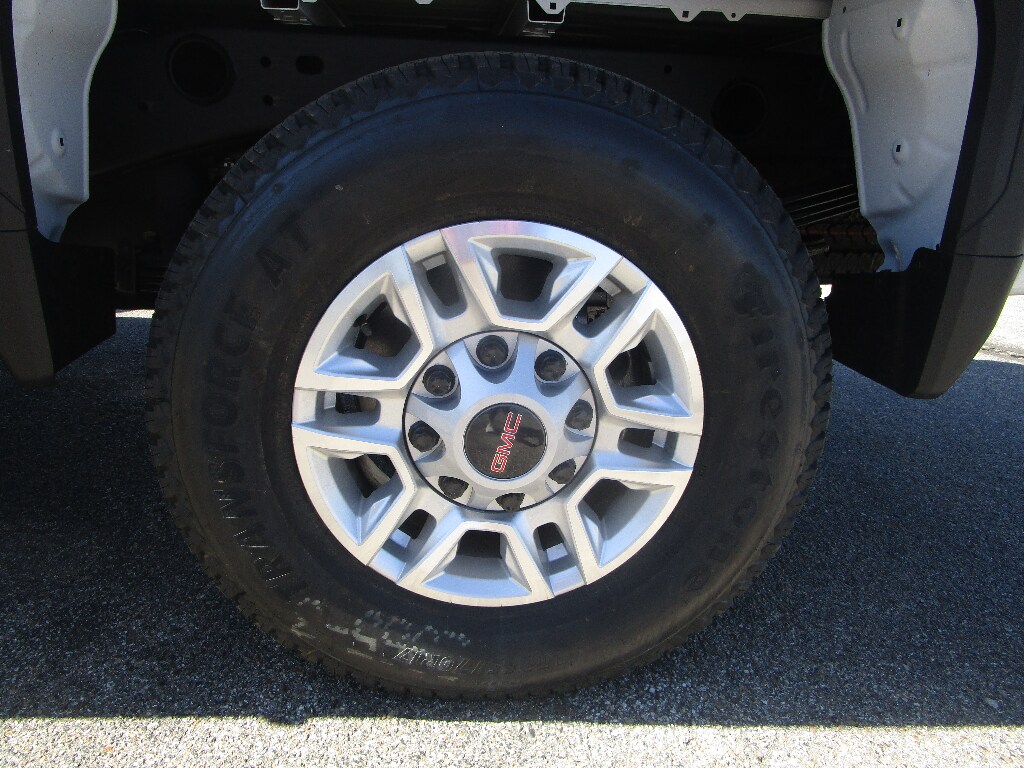 2026 GMC Sierra 2500HD Pro - Photo 15