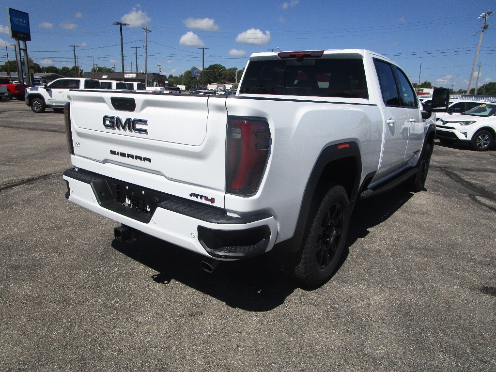 2026 GMC Sierra 2500HD AT4 - Photo 13