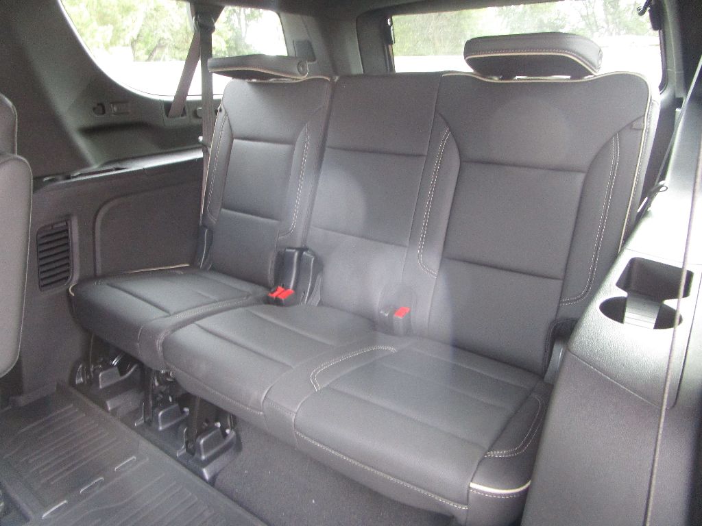 2025 GMC Yukon XL Elevation - Photo 13