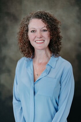 Staff member CHELSEA MOORE from ID_596d19