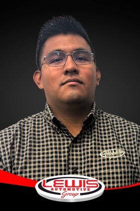 Staff member YONATAN GUERRERO from ID_dbed68