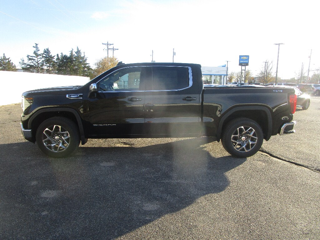 2026 GMC Sierra 1500 SLE - Photo 15