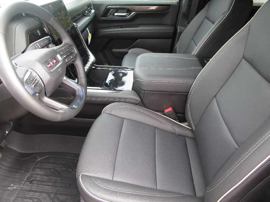 2025 GMC Yukon XL Elevation - Photo 10
