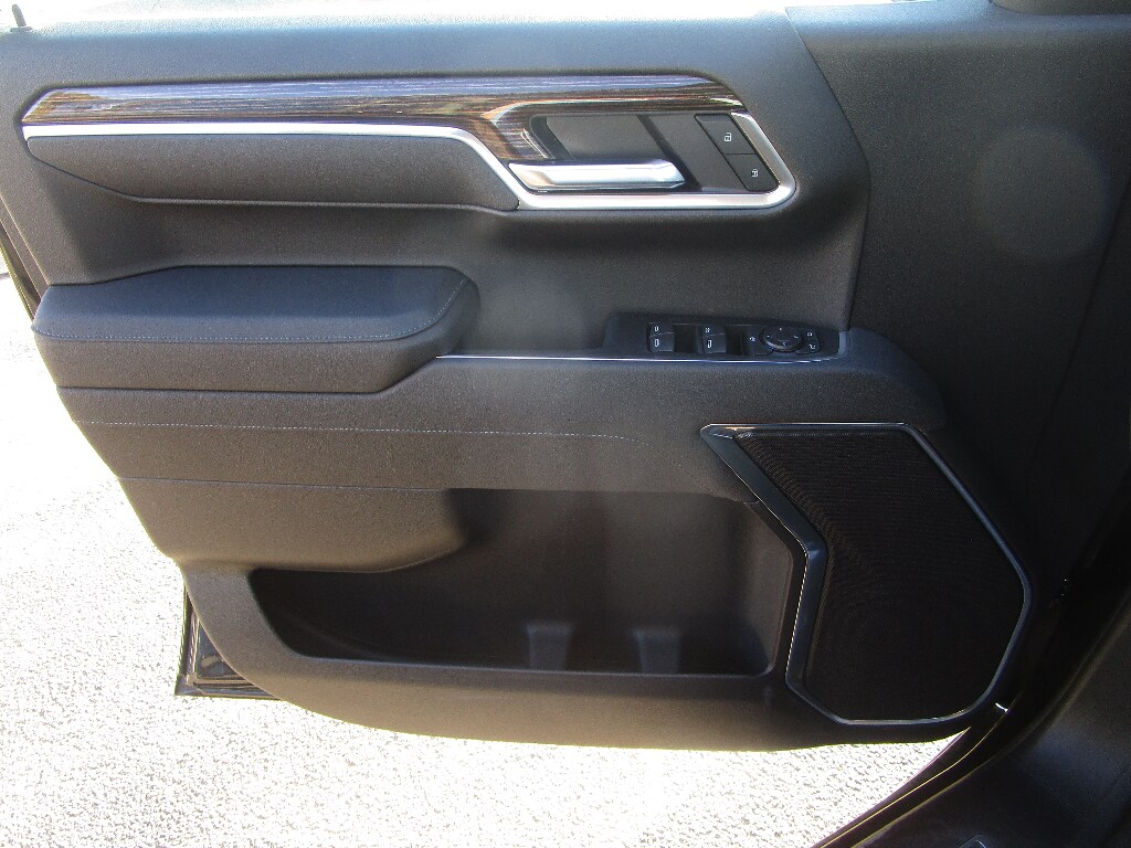 2026 GMC Sierra 1500 SLE - Photo 12