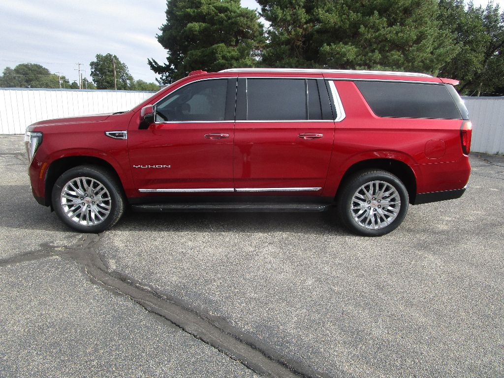 2025 GMC Yukon XL Elevation - Photo 17