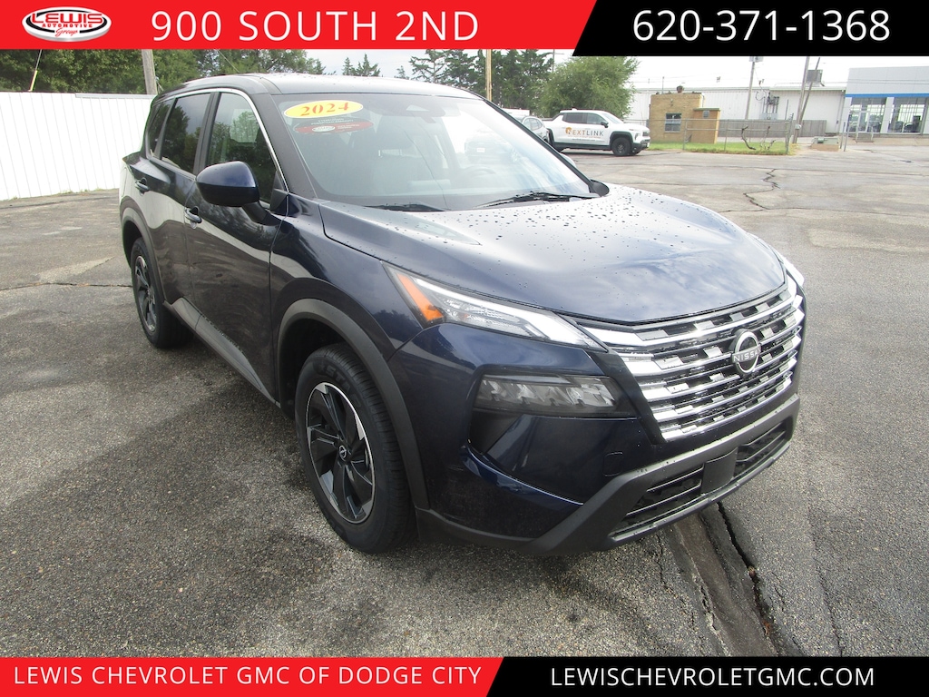 Used 2024 Nissan Rogue SV