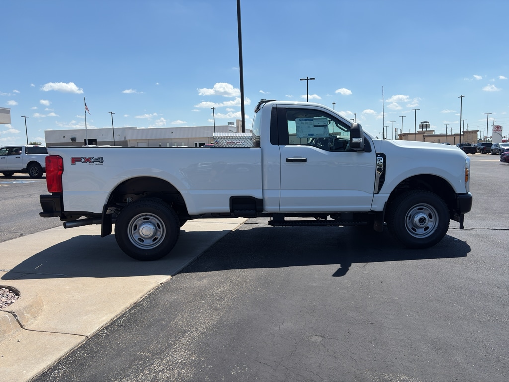 2025 Ford F-250 Super Duty XL - Photo 15