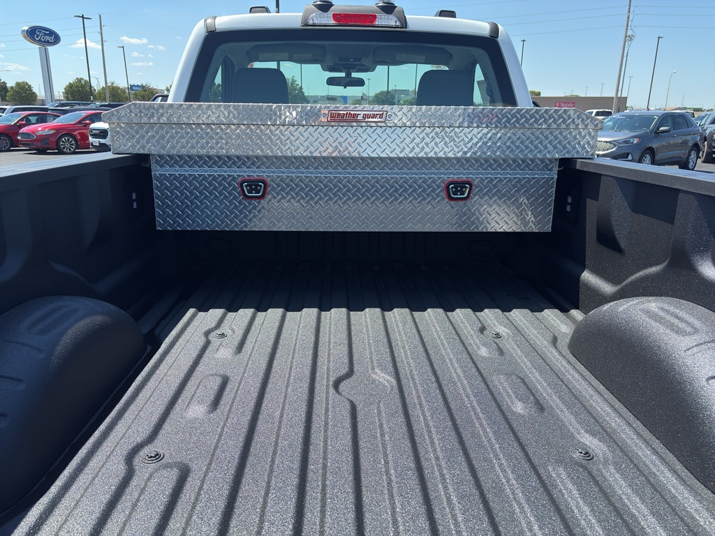 2025 Ford F-250 Super Duty XL - Photo 12