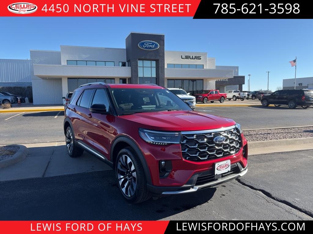 2026 Ford Explorer Platinum's photo