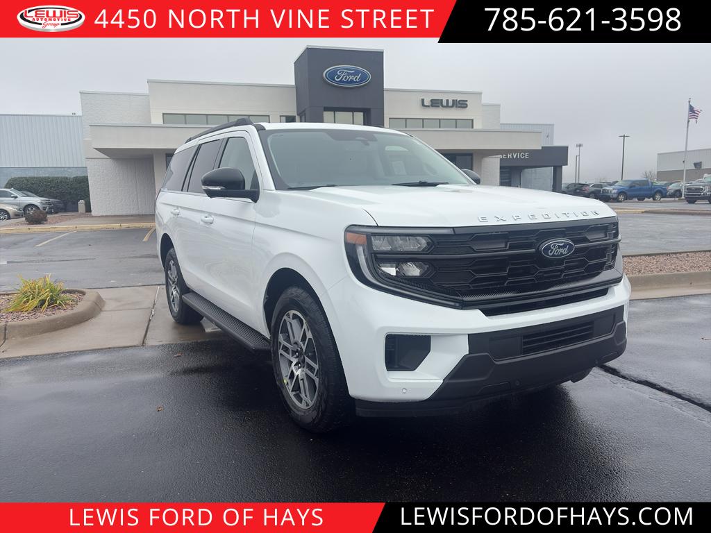 2025 Ford Expedition Active's photo