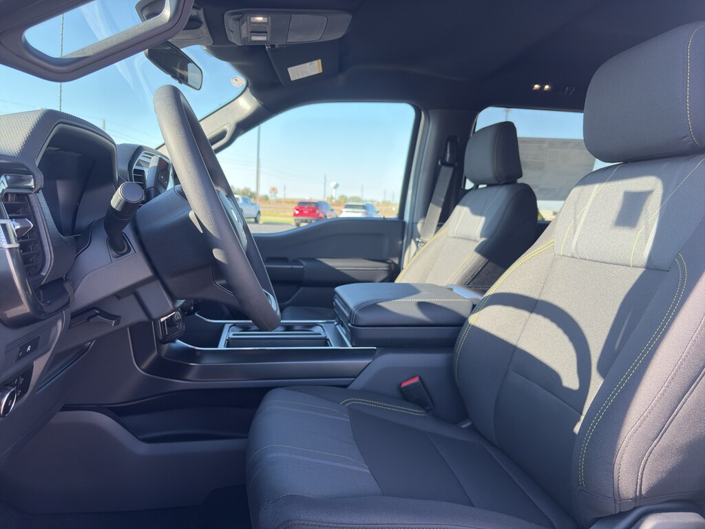 New 2025 Ford F-150 STX Crew Cab