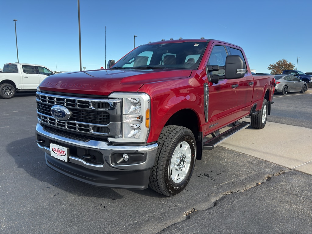 New 2026 Ford F-250 XLT Crew Cab