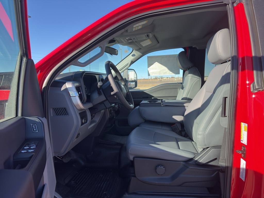 2026 Ford F-250 Super Duty XL - Photo 9