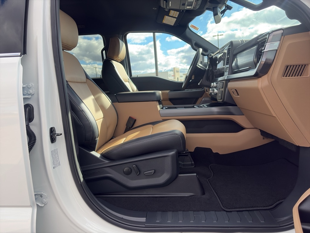 2026 Ford F-350 Super Duty Lariat - Photo 16