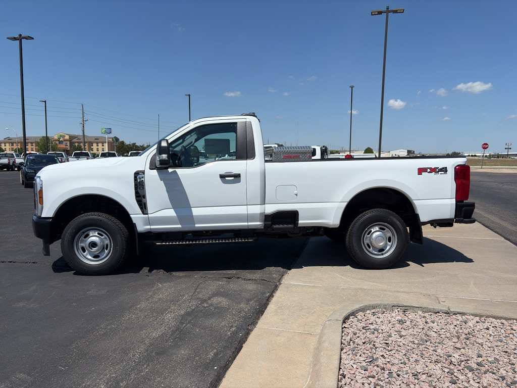 2025 Ford F-250 Super Duty XL - Photo 10