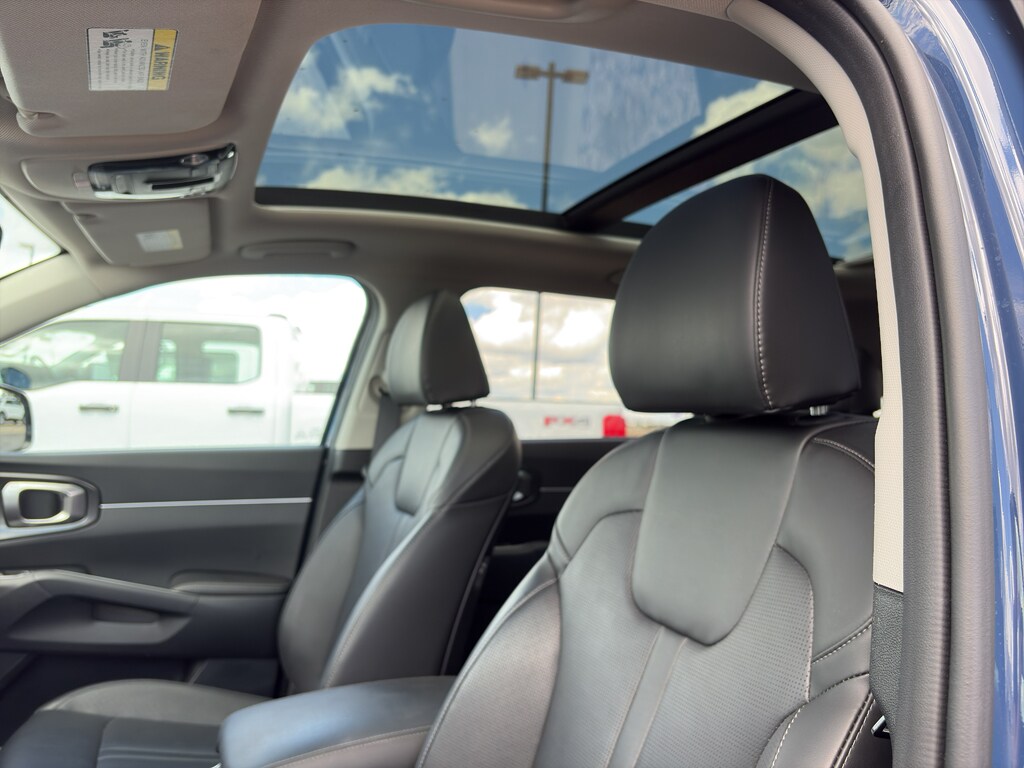Used 2024 Kia Sorento EX SUV