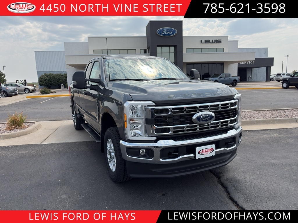 2026 Ford F-350 Extended Cab 