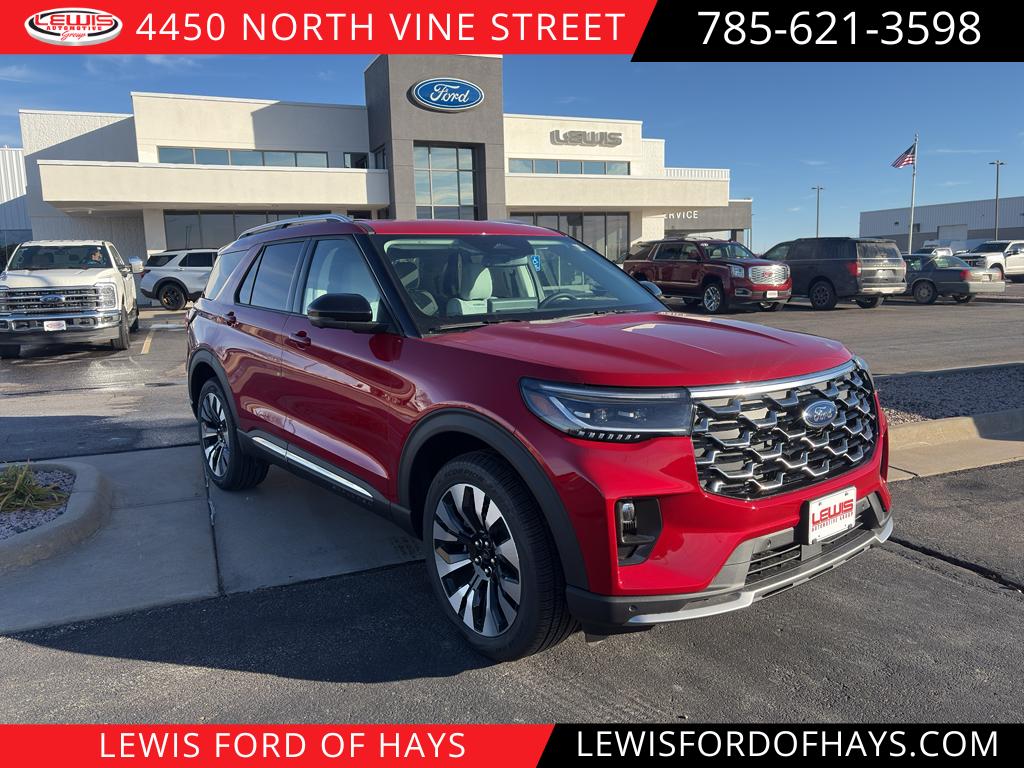 2026 Ford Explorer Platinum's photo