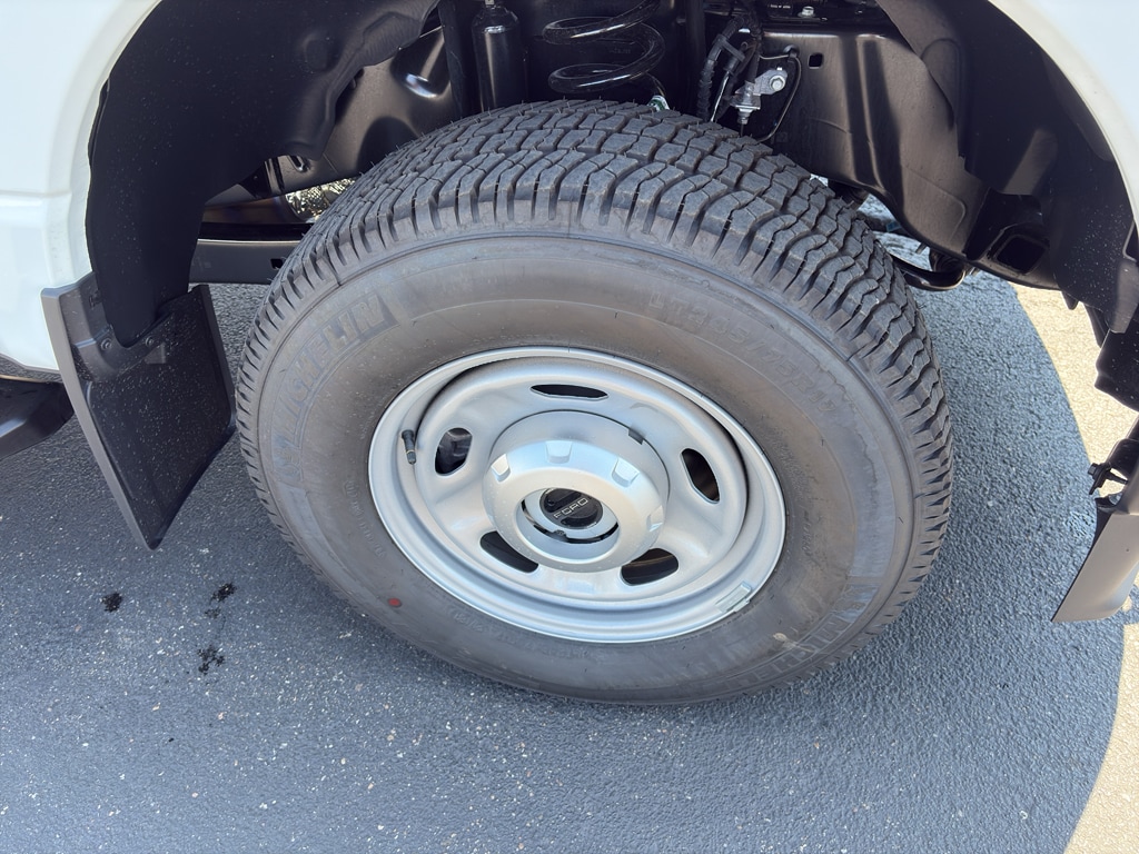 2025 Ford F-250 Super Duty XL - Photo 16