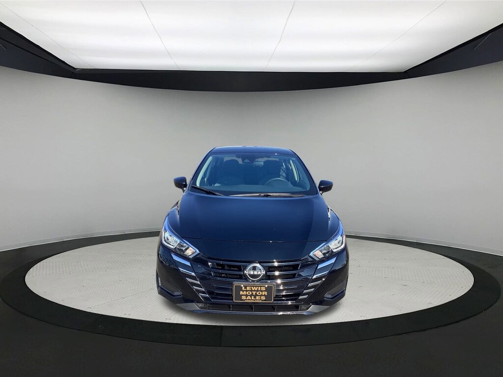 Used 2024 Nissan Versa 1.6 SV Sedan