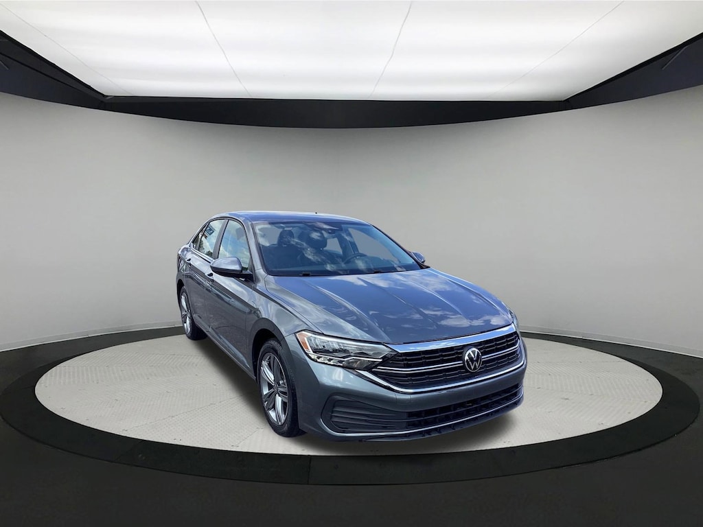 Used 2024 Volkswagen Jetta 1.5T SE Sedan