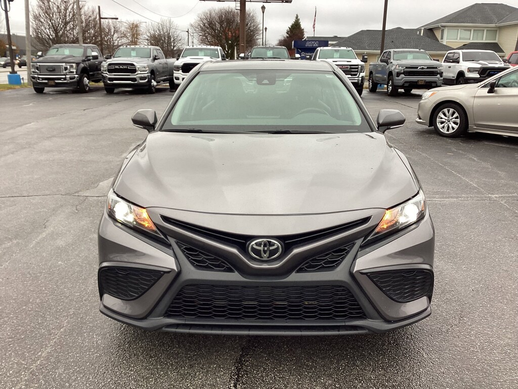 Used 2023 Toyota Camry SE Sedan