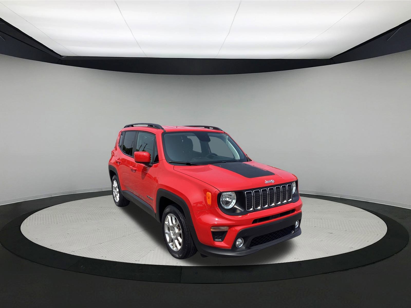 2019 Jeep Renegade Latitude photo 2
