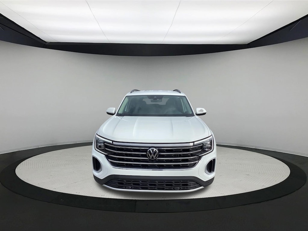Used 2024 Volkswagen Atlas 2.0T SE w/Technology SUV