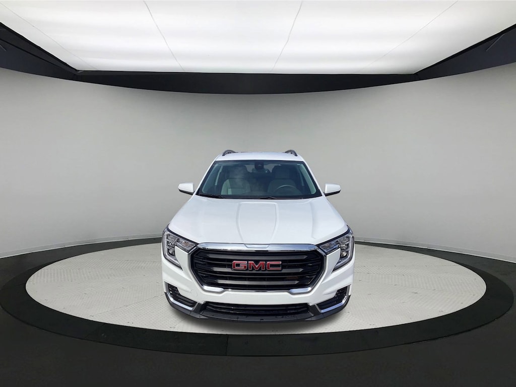 Used 2023 GMC Terrain SLE SUV