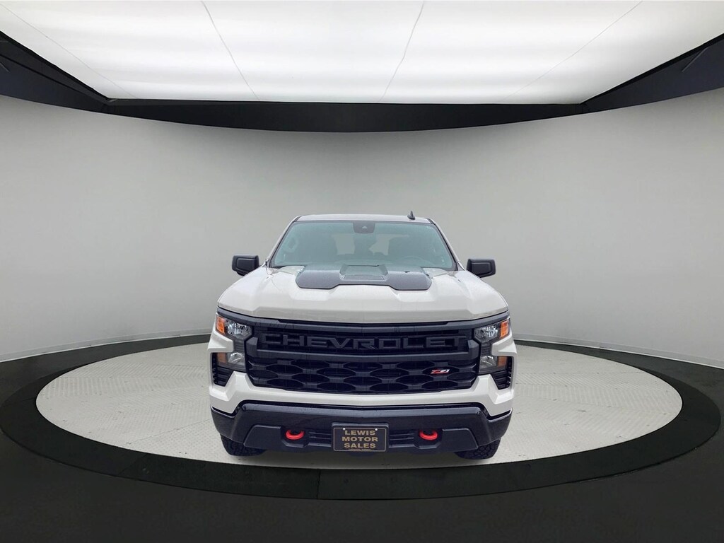 Used 2026 Chevrolet Silverado 1500 Custom Trail Boss Truck Crew Cab