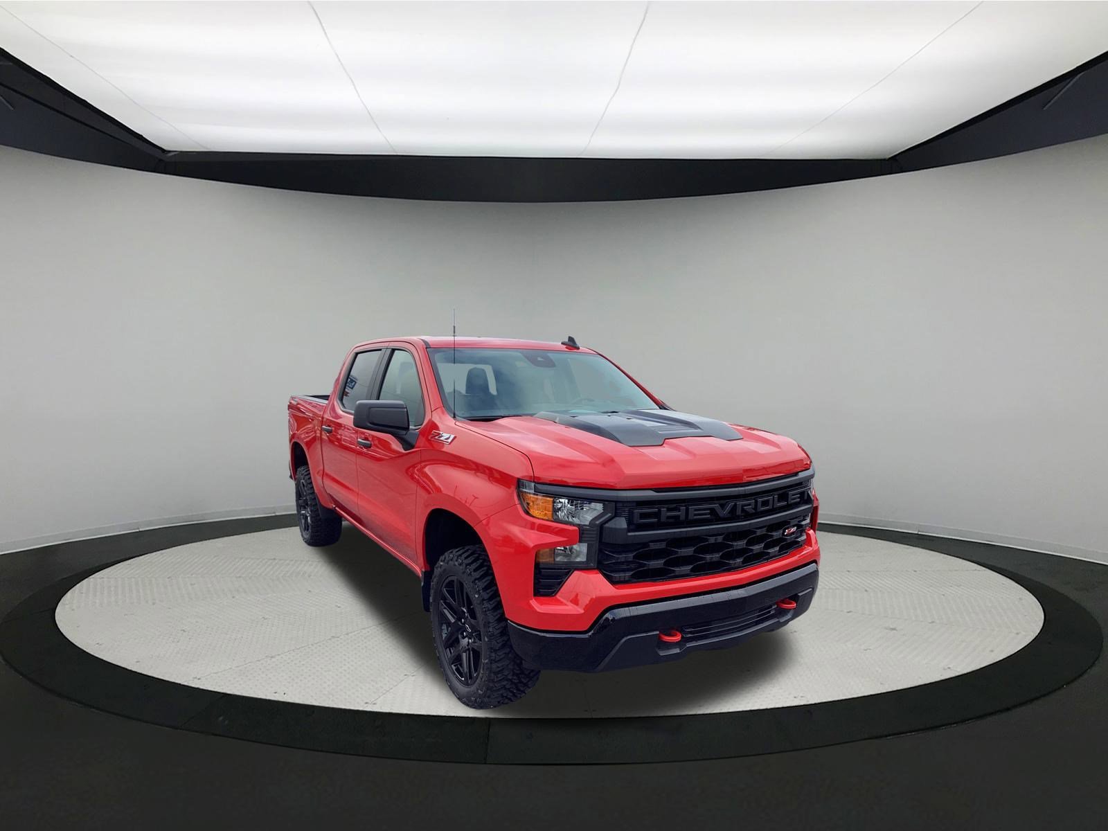 2023 Chevrolet Silverado 1500 Custom Trail Boss photo 2
