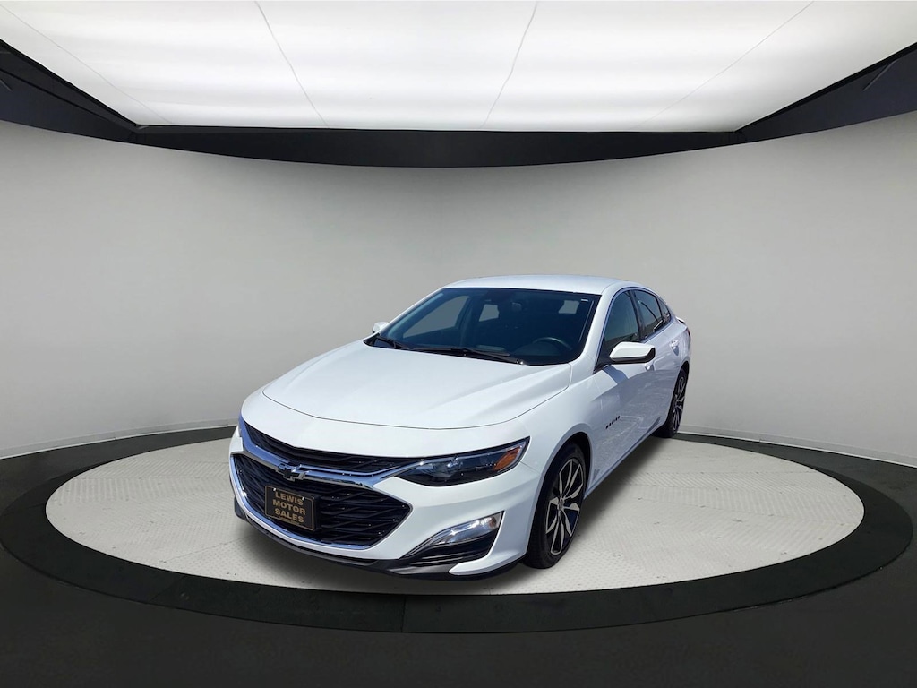 Used 2024 Chevrolet Malibu RS Sedan