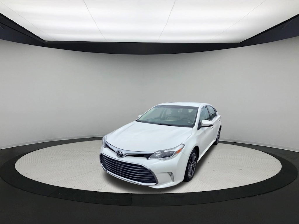 Used 2016 Toyota Avalon XLE Sedan
