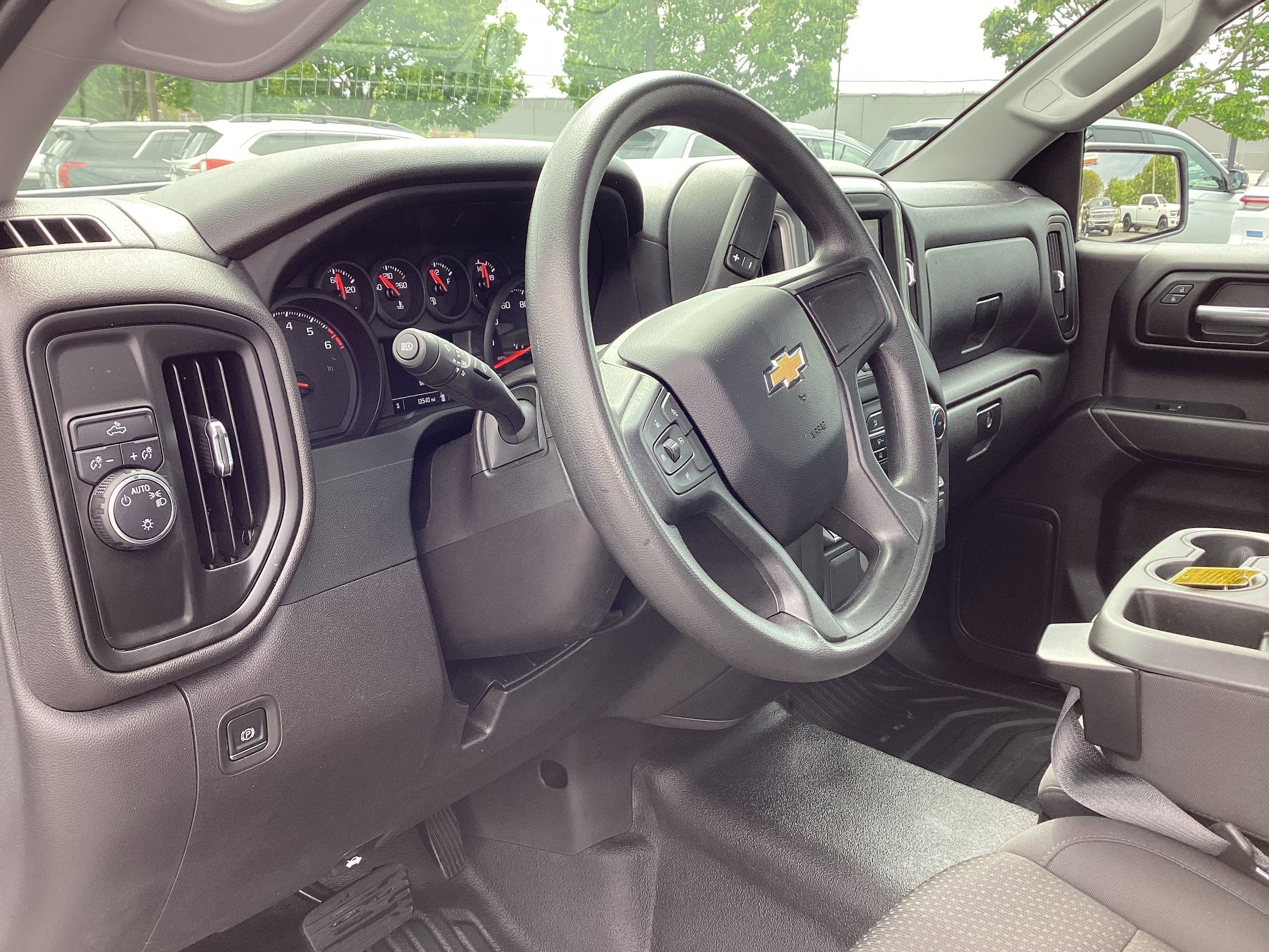 2024 Chevrolet Silverado 1500 Work Truck - Photo 11