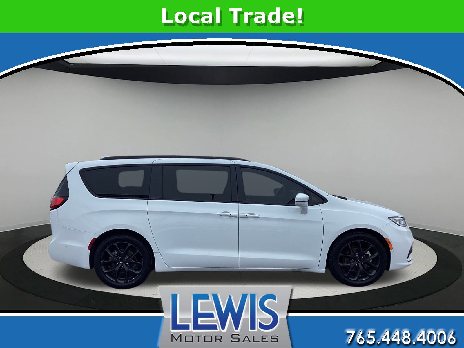 2022 Chrysler Pacifica Limited's photo