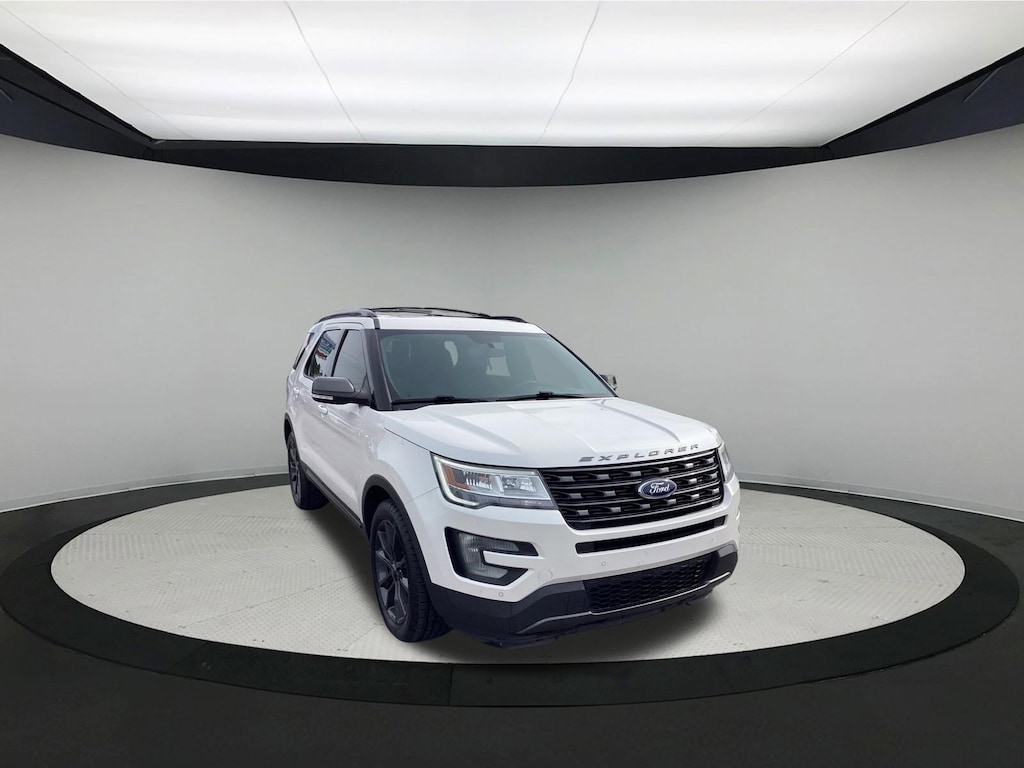 Used 2017 Ford Explorer XLT SUV