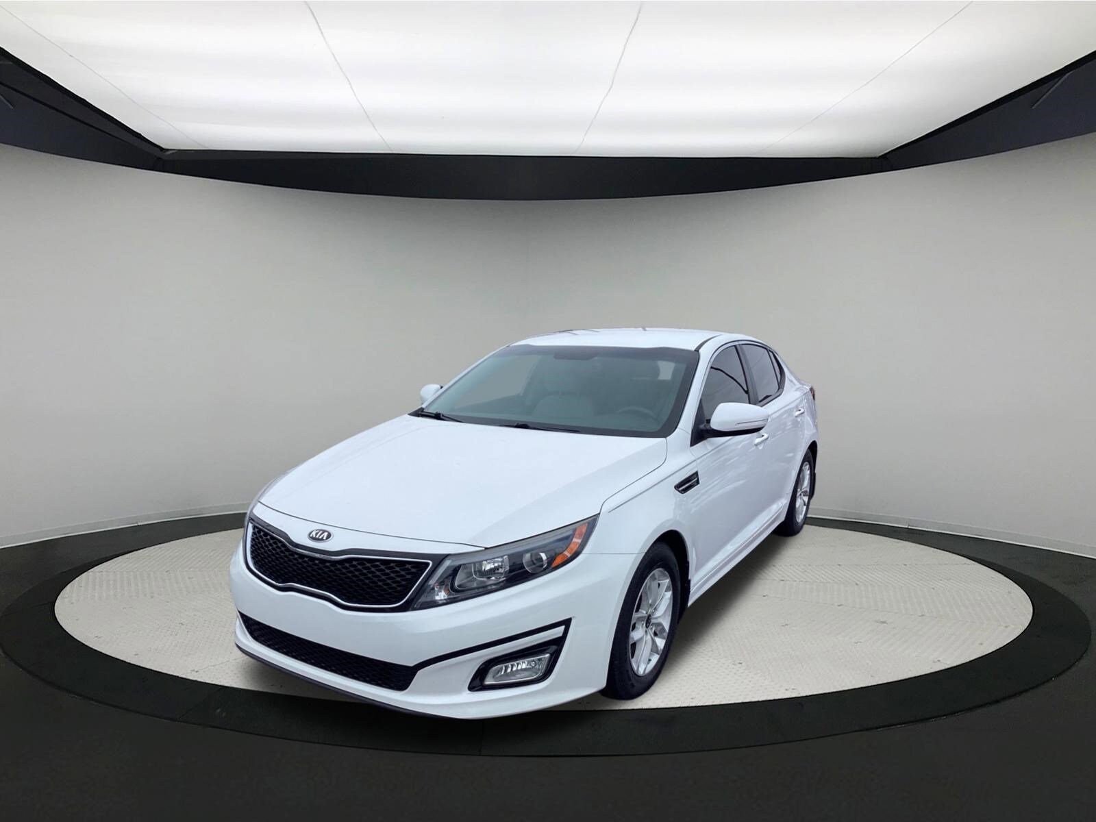 2015 Kia Optima LX photo 3