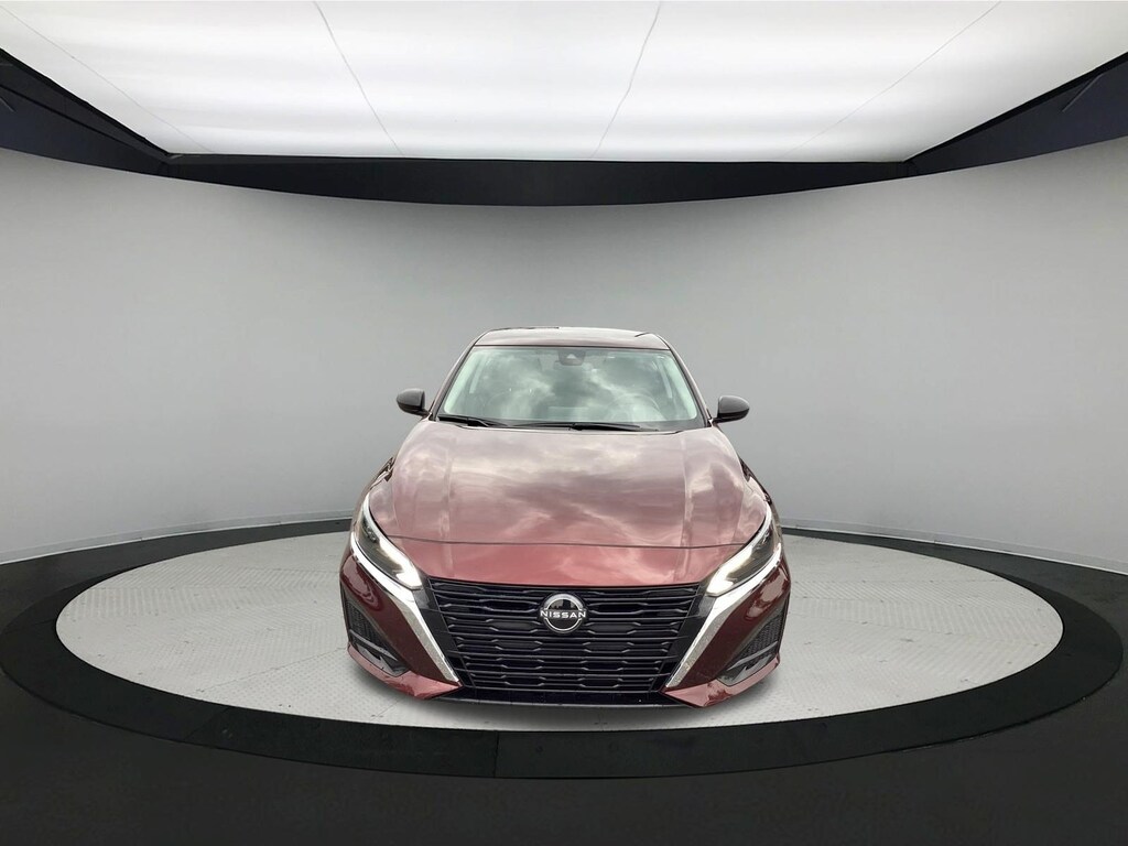 Used 2025 Nissan Altima SV Sedan
