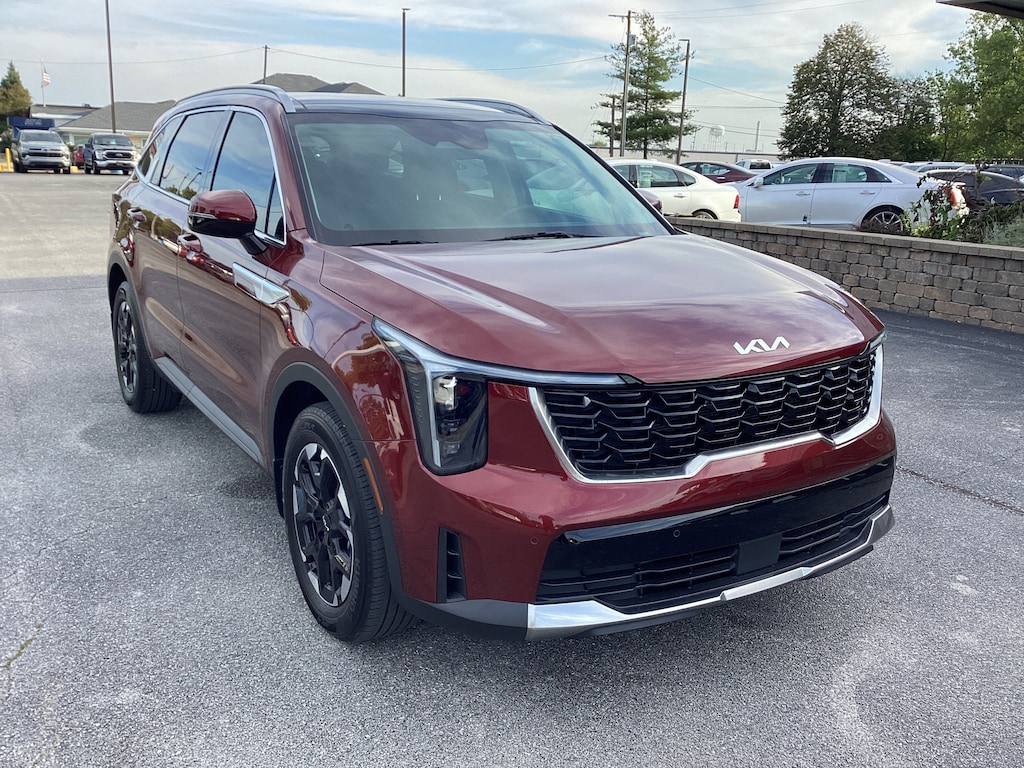 Used 2024 Kia Sorento S SUV