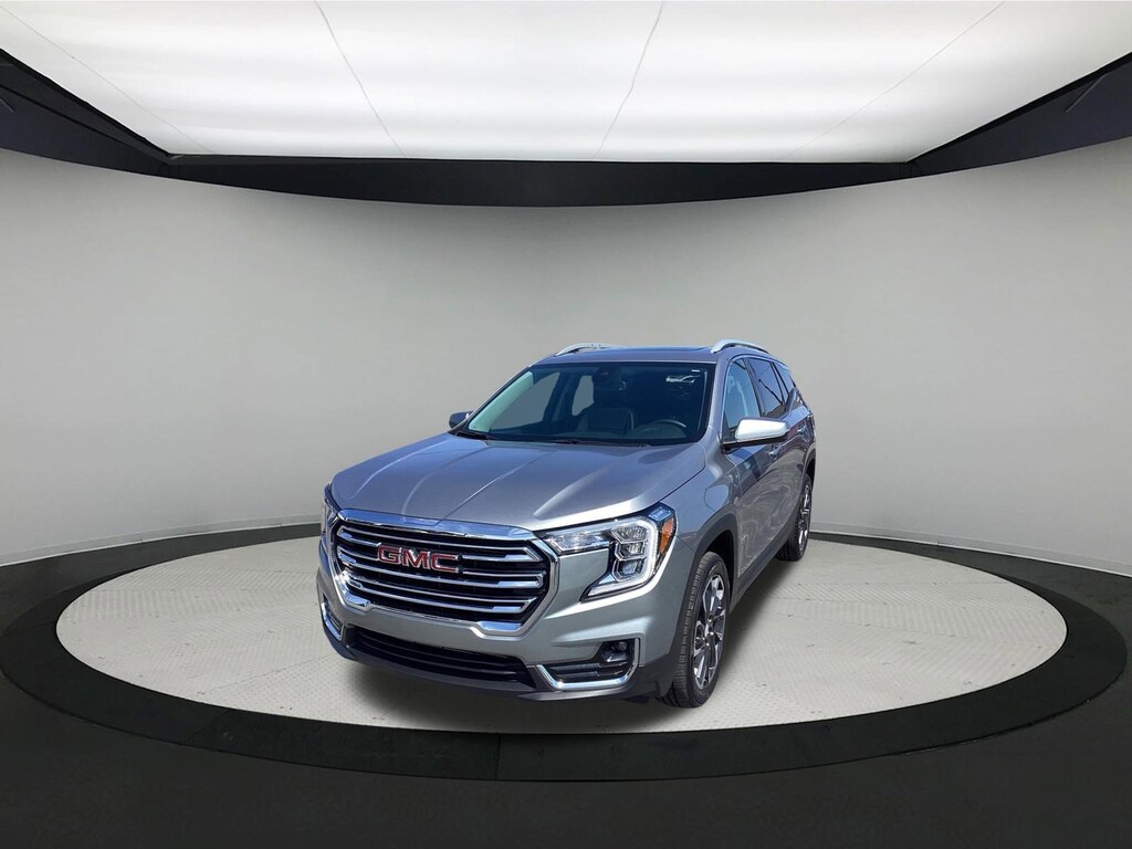 Used 2024 GMC Terrain SLT SUV