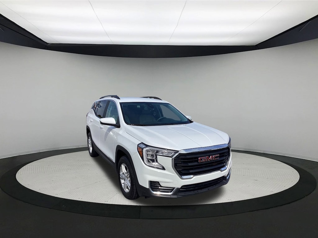 Used 2023 GMC Terrain SLE SUV